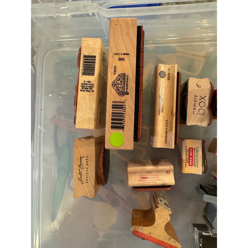 Lot of 12 Wood Mounted Rubber stamps - Picture 7 of 9